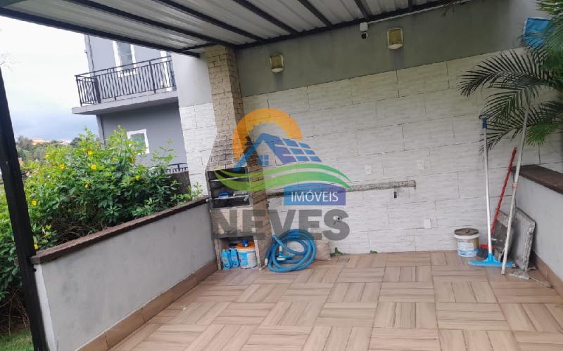Casa em condomínio em Serra Negra