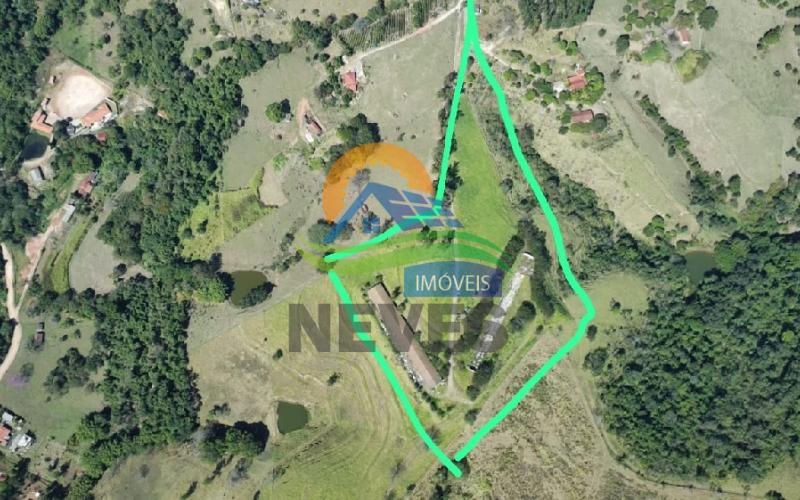 Sítio no Vale Verde