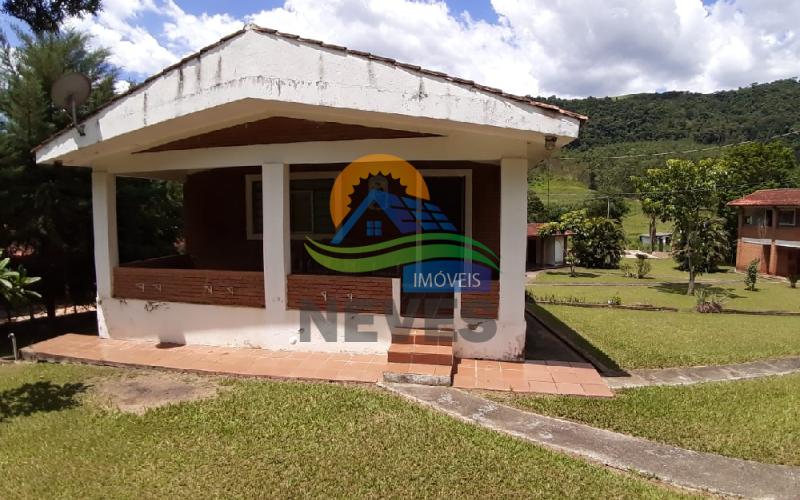 CHÁCARA À VENDA ENTRE SERRA NEGRA E LINDÓIA/SP