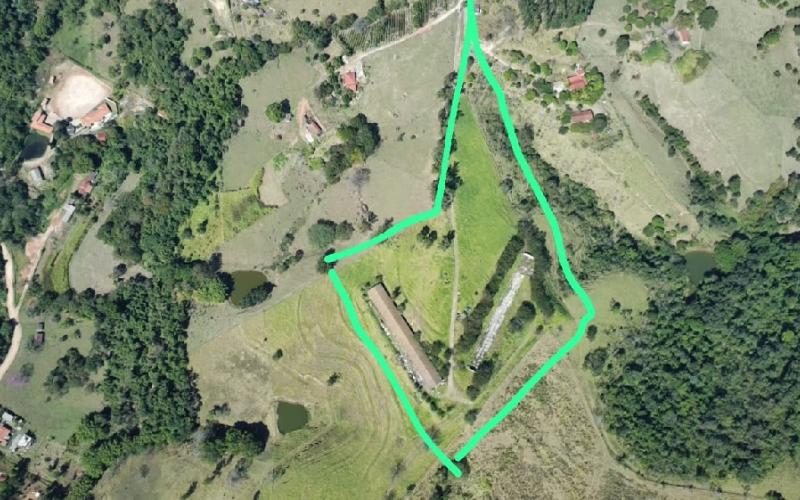 Sítio no Vale Verde